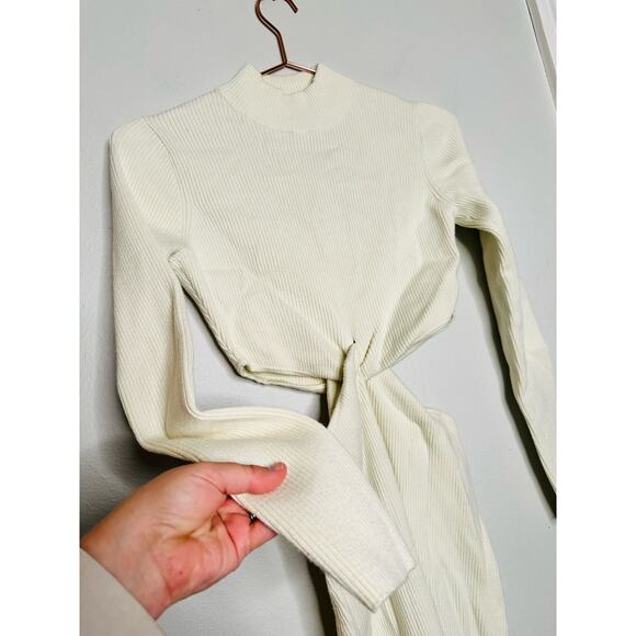 RONNY KOBO COLLECTIVE Off-White Knit Mock Neck Twist Cutout Sweater Dress M - Picture 12 of 13